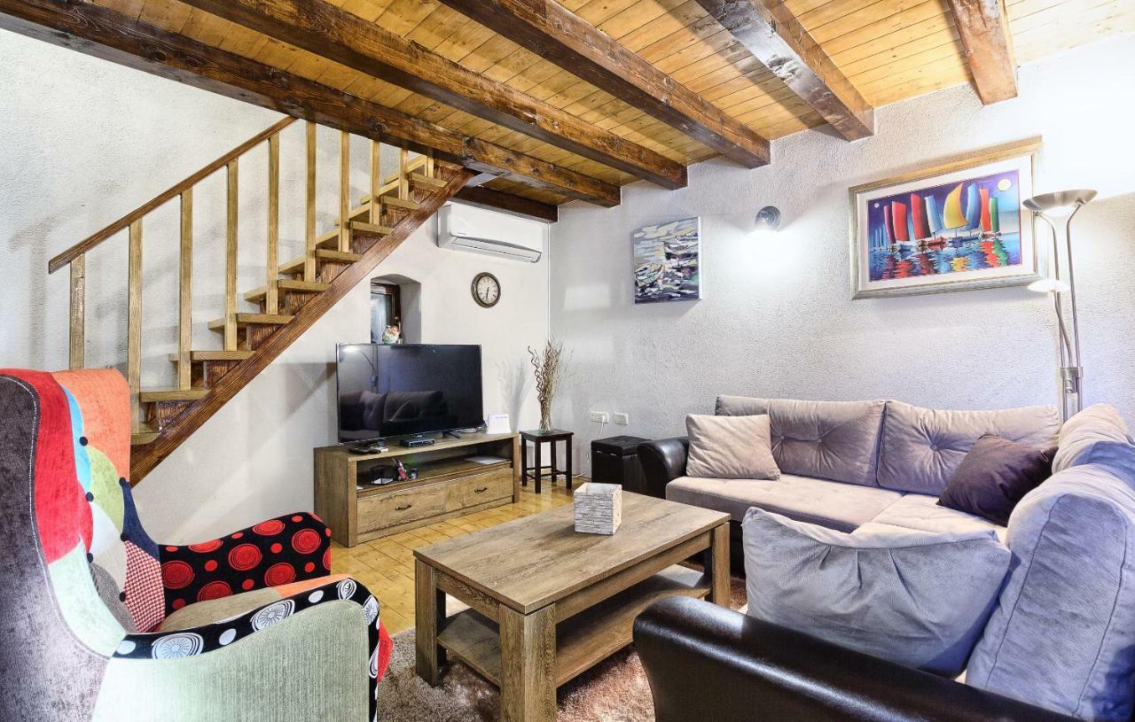 Dalmatia Stone House - Heated Pool Guest House Biorine Ngoại thất bức ảnh